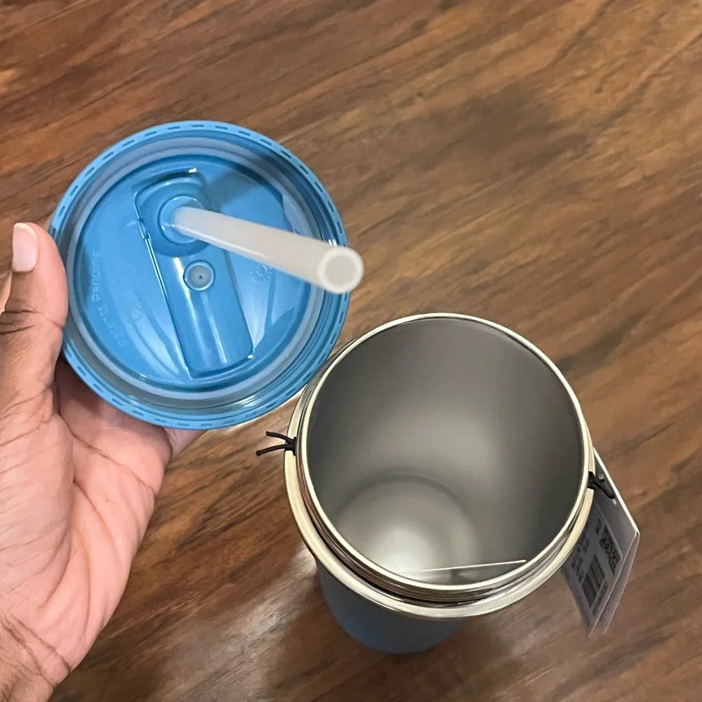 🍋 NWT Lululemon Back To Life Tumbler 24 oz - Marlin Blue